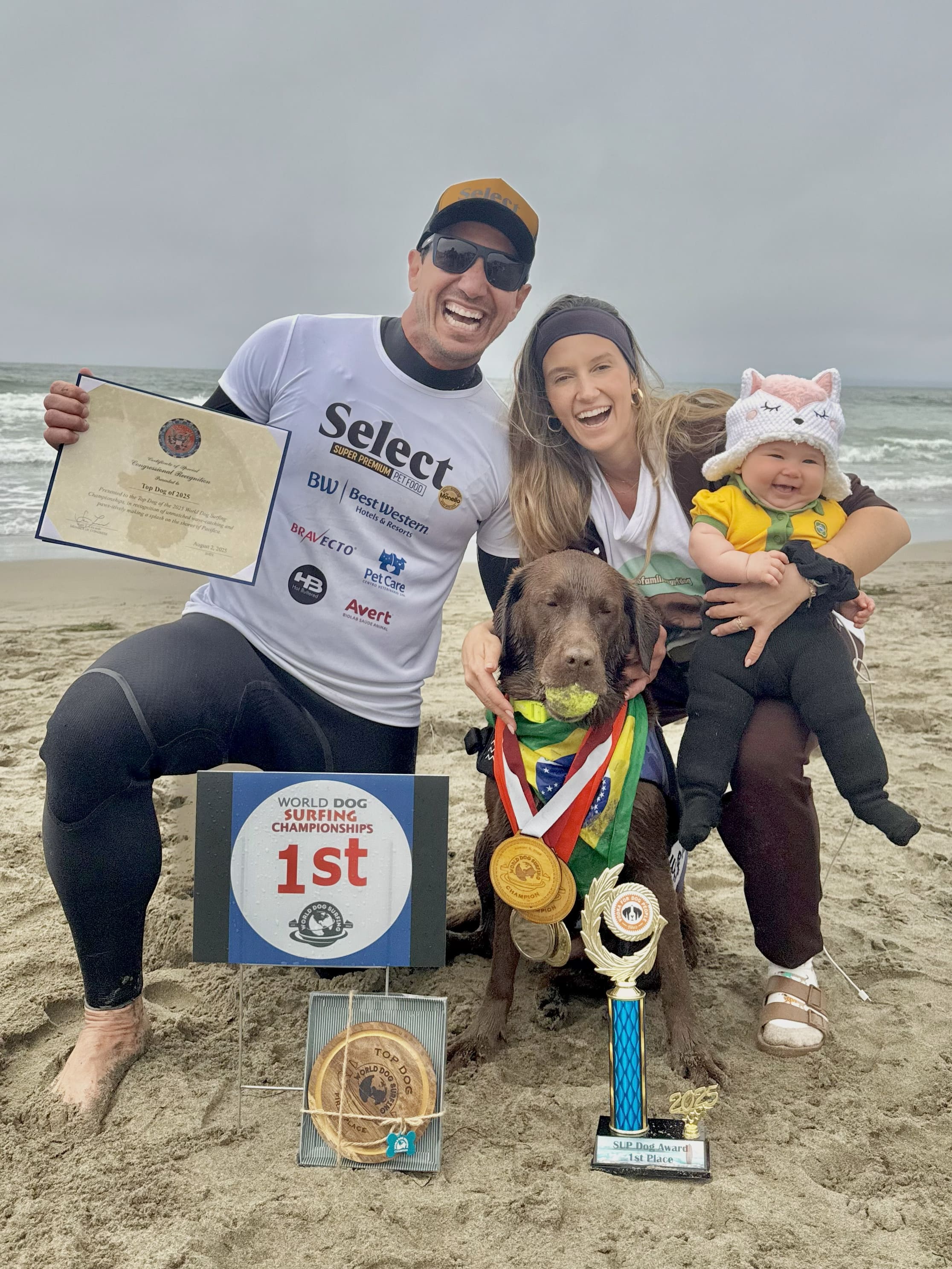 Labradora brasileira vence Campeonato Mundial de Surfe para Cães